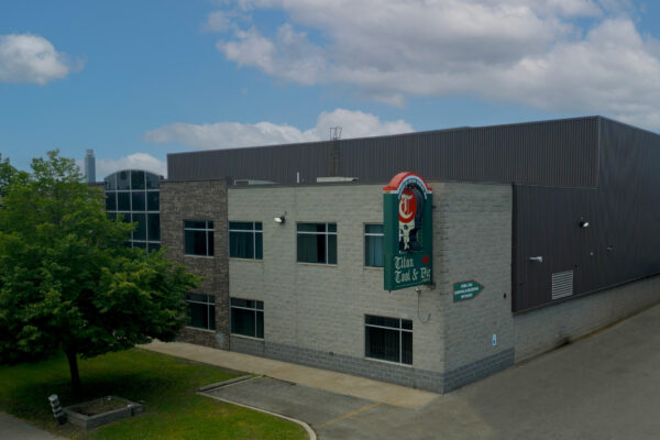 Titan-Canada-EXT-IMG_2645